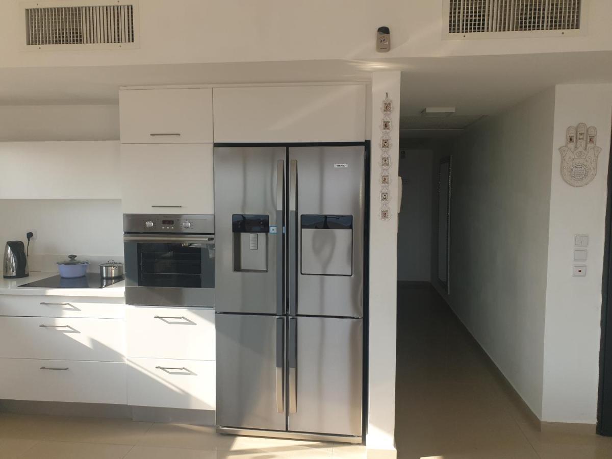 Luxury Exclusive Top Class Apartment On The Sea With Best Sea View And Jacuzzi רק למשפחות !!!! Эйлат Экстерьер фото